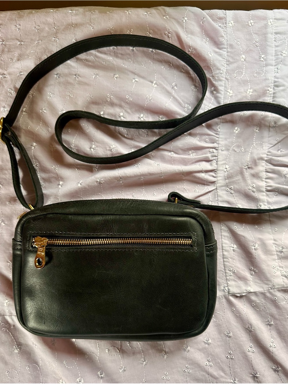 Black Parker Clay Desta Leather Bag with two straps: Crossbody & Belt
